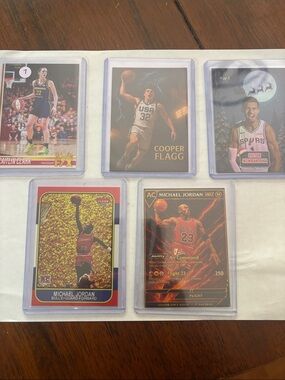 Michael Jordan Basketball Card Lot - Red, Black, Gold Accents 5 card custom lot